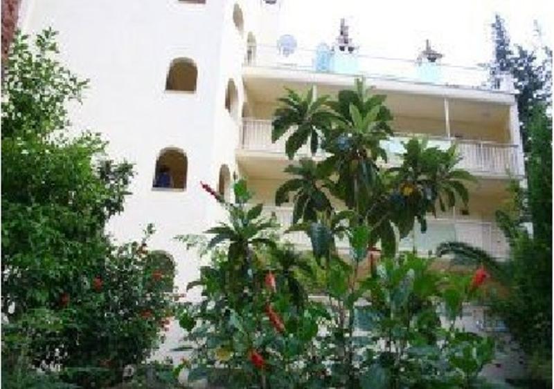 Barbaros Apart Hotel Turunç Ngoại thất bức ảnh
