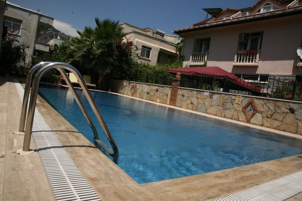Barbaros Apart Hotel Turunç Ngoại thất bức ảnh